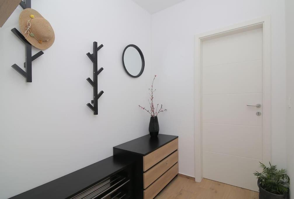 Studio Apartman Karlita スラノ エクステリア 写真